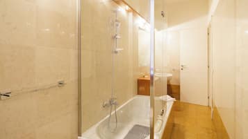 Appartement, 2 chambres, balcon