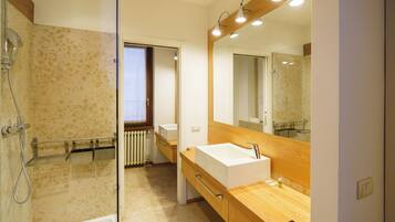 Apartment, 2 Schlafzimmer, Balkon