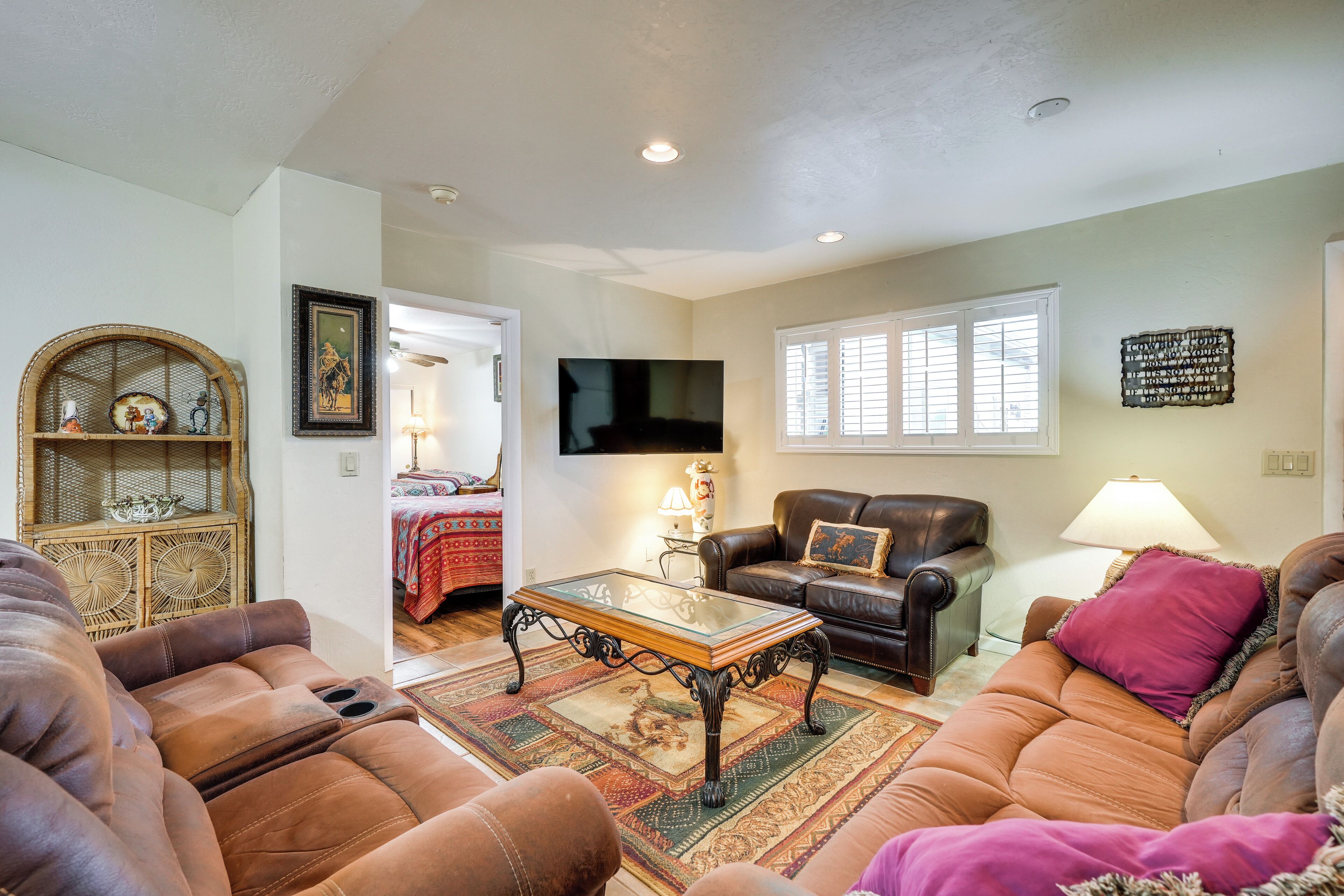 Apartment (1 Bedroom) | Interior