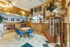 Casa (Multiple Bedrooms) | Interior