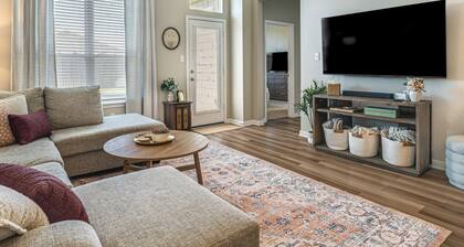 Texas A&M Game Day Hub: Family Retreat w/ Yard