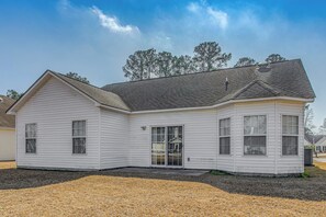 Interior - Pool Access & Pond Views: Longs Home Near Golf! (Longs)