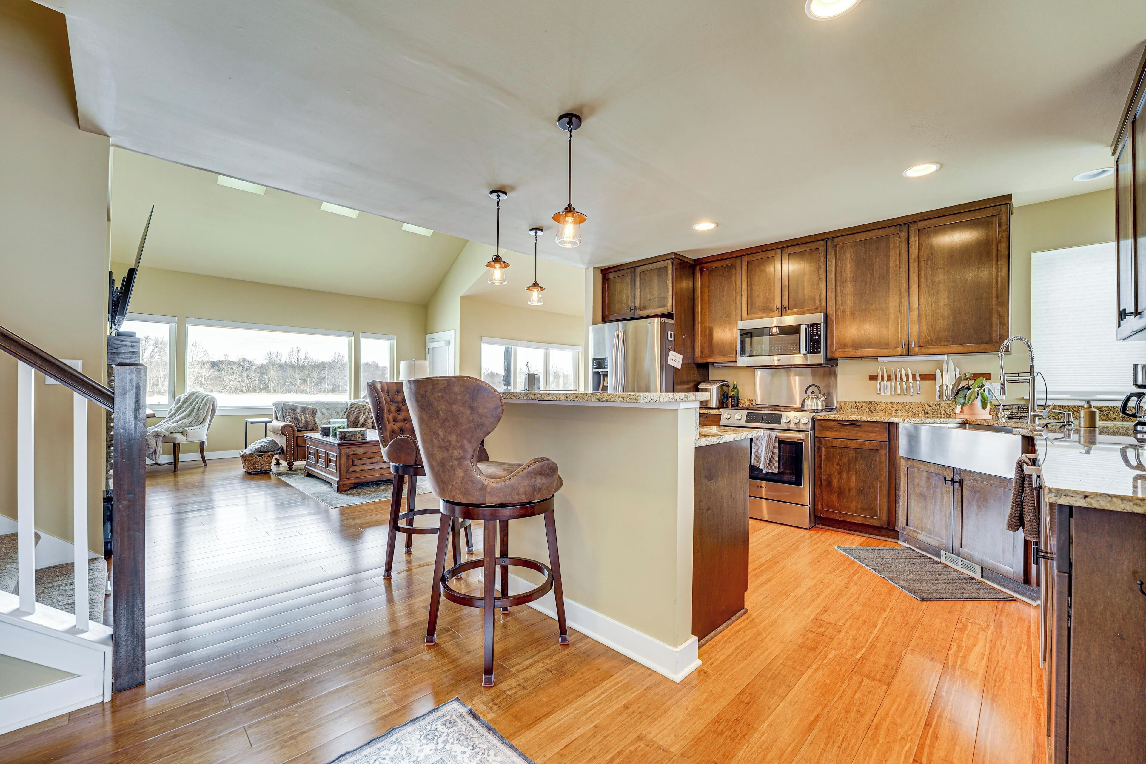 House (2 Bedrooms) | Interior