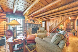 Cottage (3 Bedrooms) | Interior