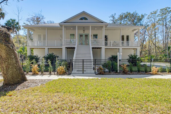 Walk To Springs, 700 Ft To Dtwn! Crystal River Gem - Crystal River, FL