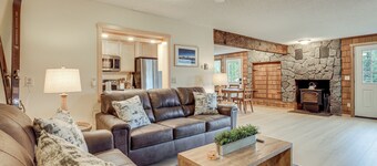 Après & Adventure: Mount Hood Retreat in Gov Camp