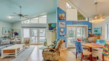 House (4 Bedrooms) | Front of property