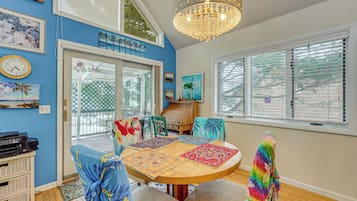 Rumah (4 Bedrooms) | Interior