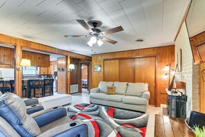 Hús (3 Bedrooms) | Að innan