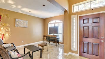 House (5 Bedrooms) | Bahagian dalam