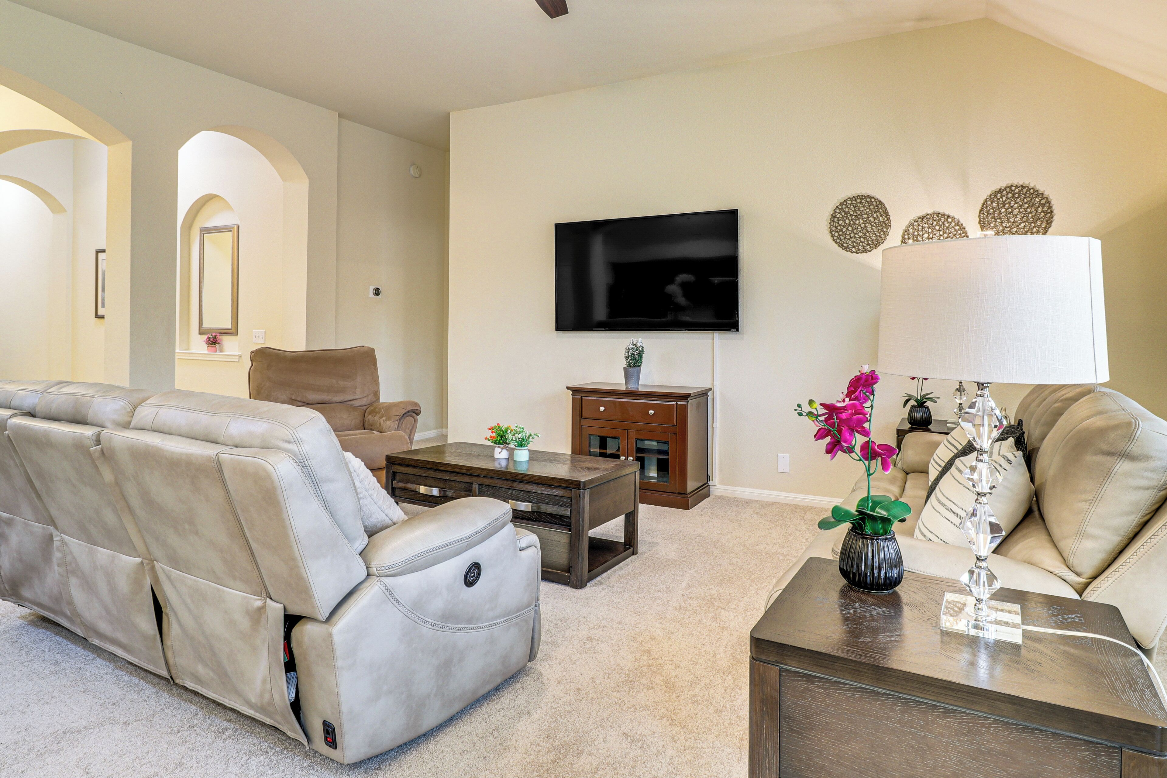 المنشأة من الداخل