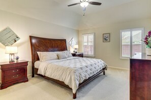 House (3 Bedrooms) | Interior - 1 Mi to Lake Pflugerville! Charming Family Home (Pflugerville)