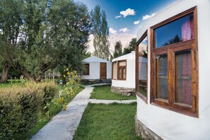 Yurt Style Cottage | Free WiFi