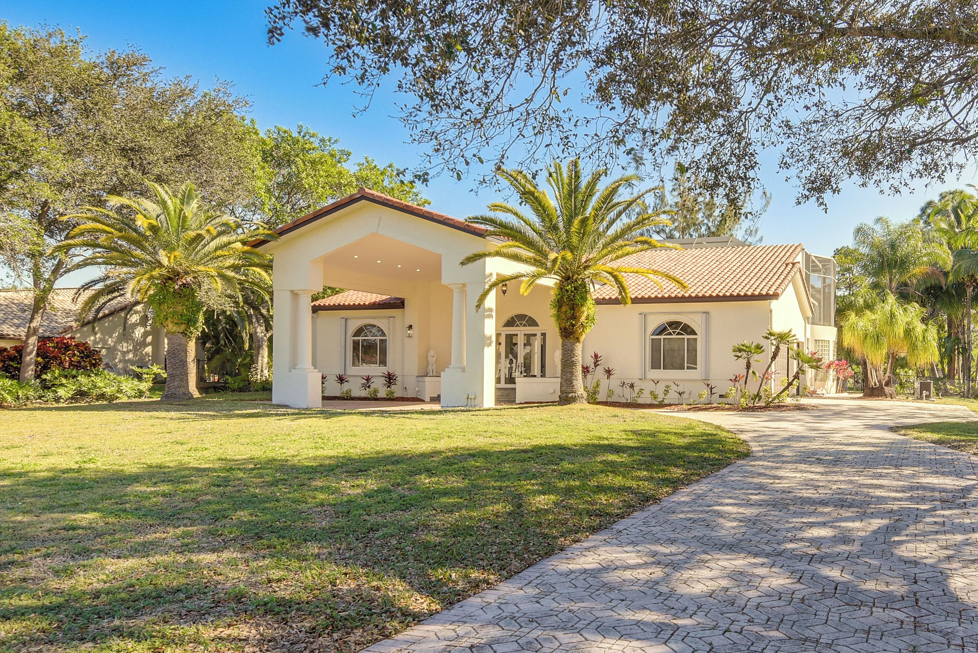 Hus (4 Bedrooms) | Fasade