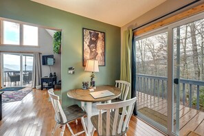 House (4 Bedrooms) | Interior - Family-friendly Perks! Secluded Tuckasegee Haven (Tuckasegee)