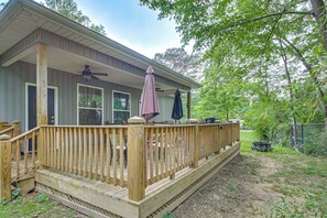 House (2 Bedrooms) | Interior - 2 Mi to Nat'l Park! Stay & Play in Hot Springs (Hot Springs)