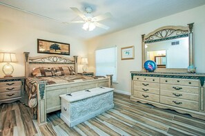 3 bedrooms, iron/ironing board, free WiFi, bed sheets - Villa Sanibel 2B - Sanibel (Sanibel)