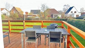 Appartement, 2 chambres, fumeur | Restauration en plein air