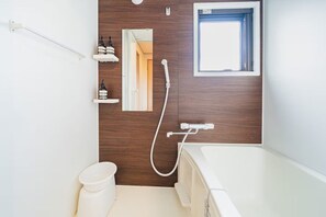 Hair dryer, bidet, towels, soap - Warm Wood Stay Near Hirai Station 8 Min 4-6 People (Edogawa-ku (Edogawa City))