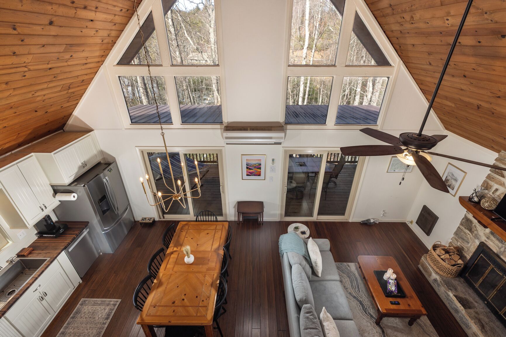 Smart TV, fireplace, video games, DVD player