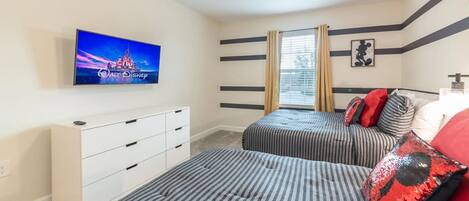 4 habitaciones, ropa de cama hipoalergénica y wifi gratis