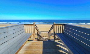 Beach nearby - A Witch Duck - 4 BR Oceanside Home w/Privale Pool (Southern Shores)