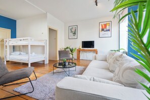 1 sovrum, resesäng, wi-fi och sängkläder