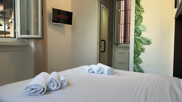 Immagine non classificata, 1 di 12, pulsante