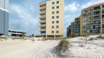 Accommodatie ligt op het strand