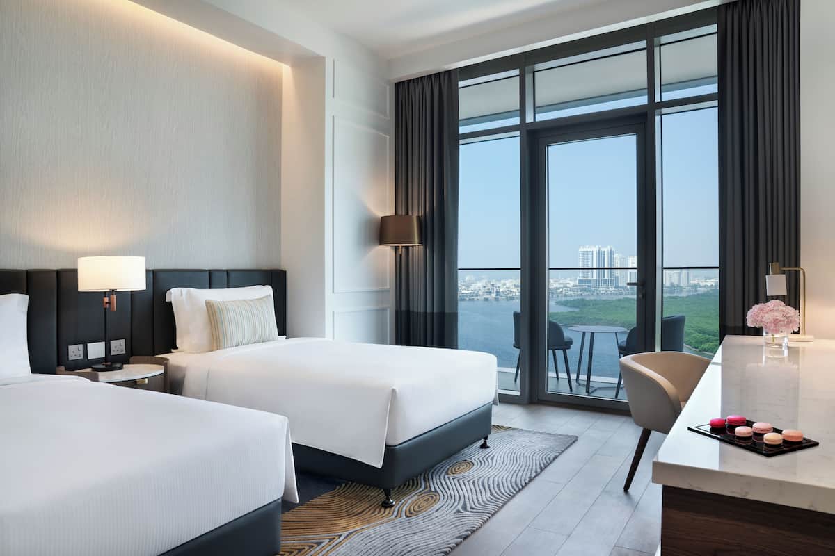 Huone, 2 yhden hengen sänkyä, terassi, merinäköala