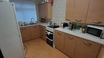 Shared Dormitory, 1 Bedroom, Accessible | Bahagian dalam