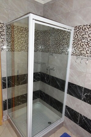 Bathroom - Zentrumsnahe Ferienwohnung mit Terrasse by Interhome (Zalakaros-Thermal)