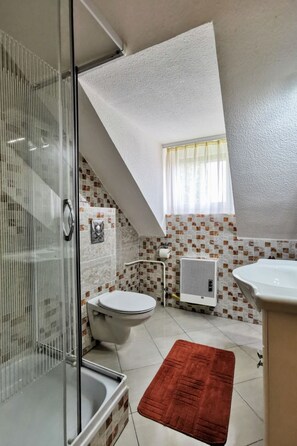Bathroom - mit Terrasse und Grillstelle by Interhome (Zalakaros-Thermal)