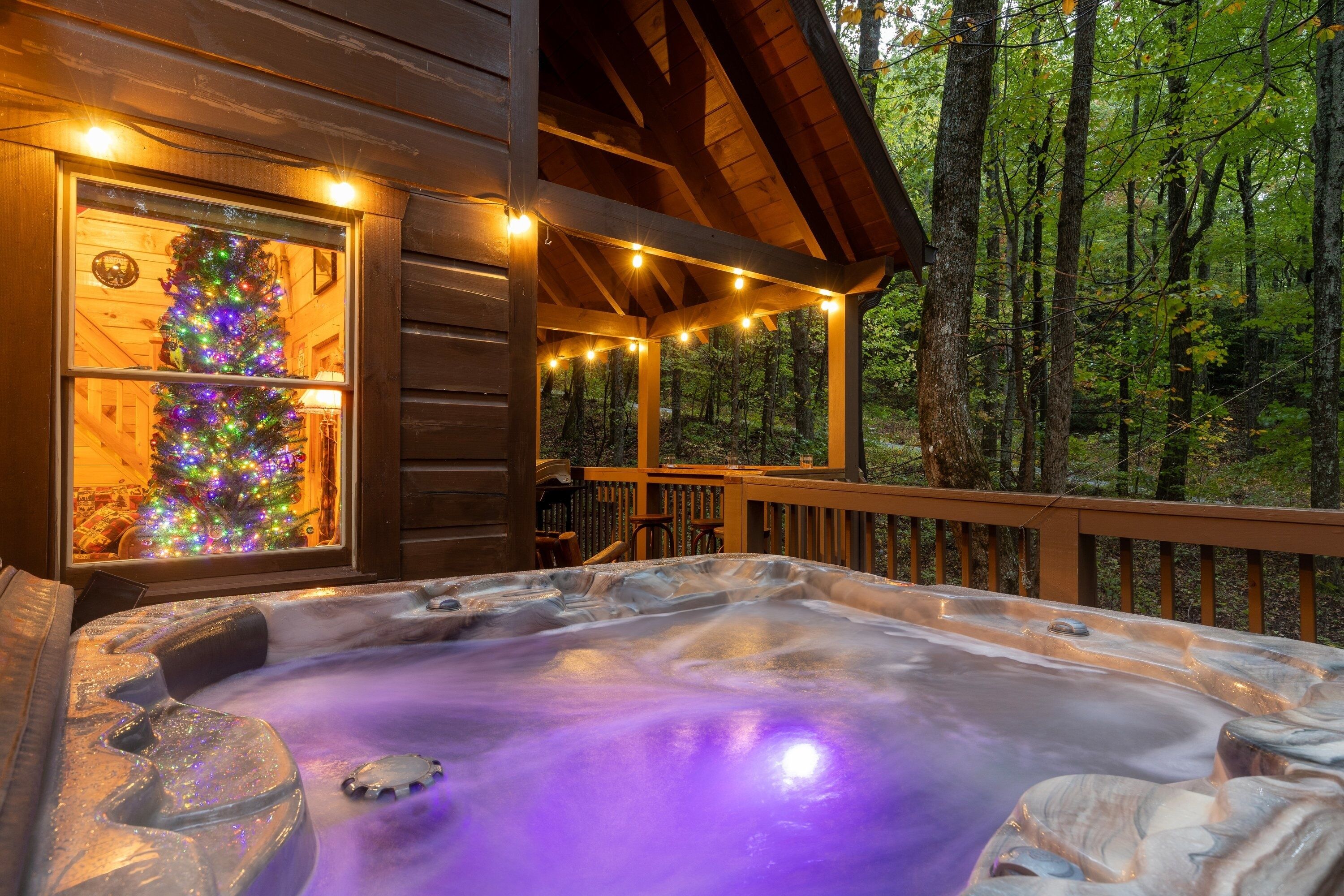 Cabin, 2 Bedrooms | Outdoor spa tub