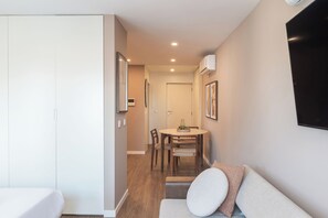 Standard Apartment | Free WiFi - UMA Poveiros (Porto)