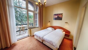 1 slaapkamer, een strijkplank/strijkijzer, gratis wifi, beddengoed