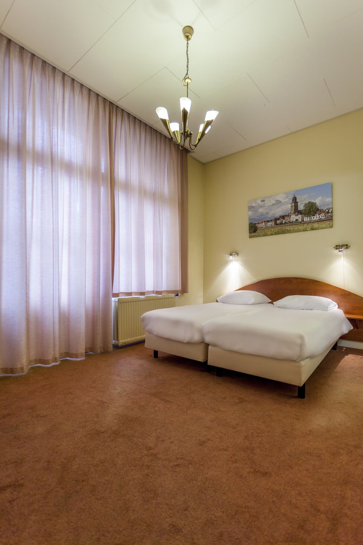 1 slaapkamer, een strijkplank/strijkijzer, gratis wifi, beddengoed
