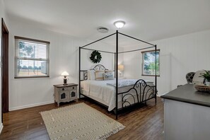 Unclassified image, 5 of 53, button