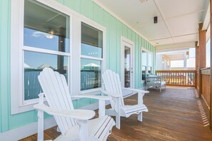 Terrace/patio - Linger Longer | Gulf-Side 3BR Retreat for 10 | Spacious Decks | Fort Morgan (Gulf Shores)
