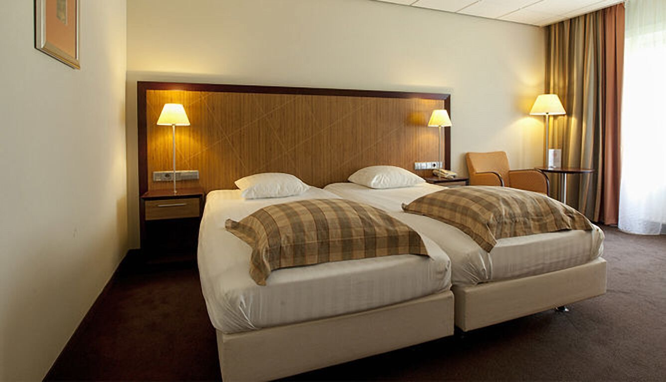 Free WiFi, bed sheets, wheelchair access