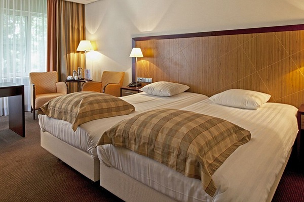 Unit with Two Twin size beds