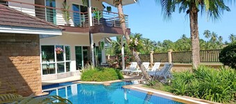 Wunderschöne Pool-Villa, beste Lage, kostenloser Transfer by Interhome