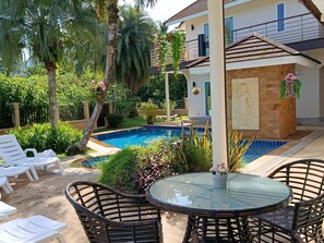 Imagen sin descripción, 2 de 27, botón