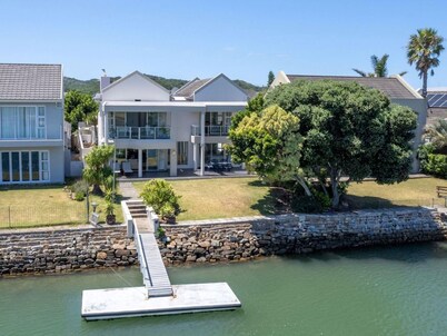 Marina House - Royal Port Alfred Marina by Interhome