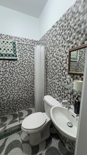 Gambar tidak terklasifikasi, 4 dari 16, tombol