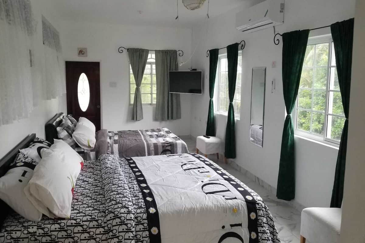 Studio Keluarga, pemandangan gunung | Setrika/meja setrika dan Wi-Fi gratis