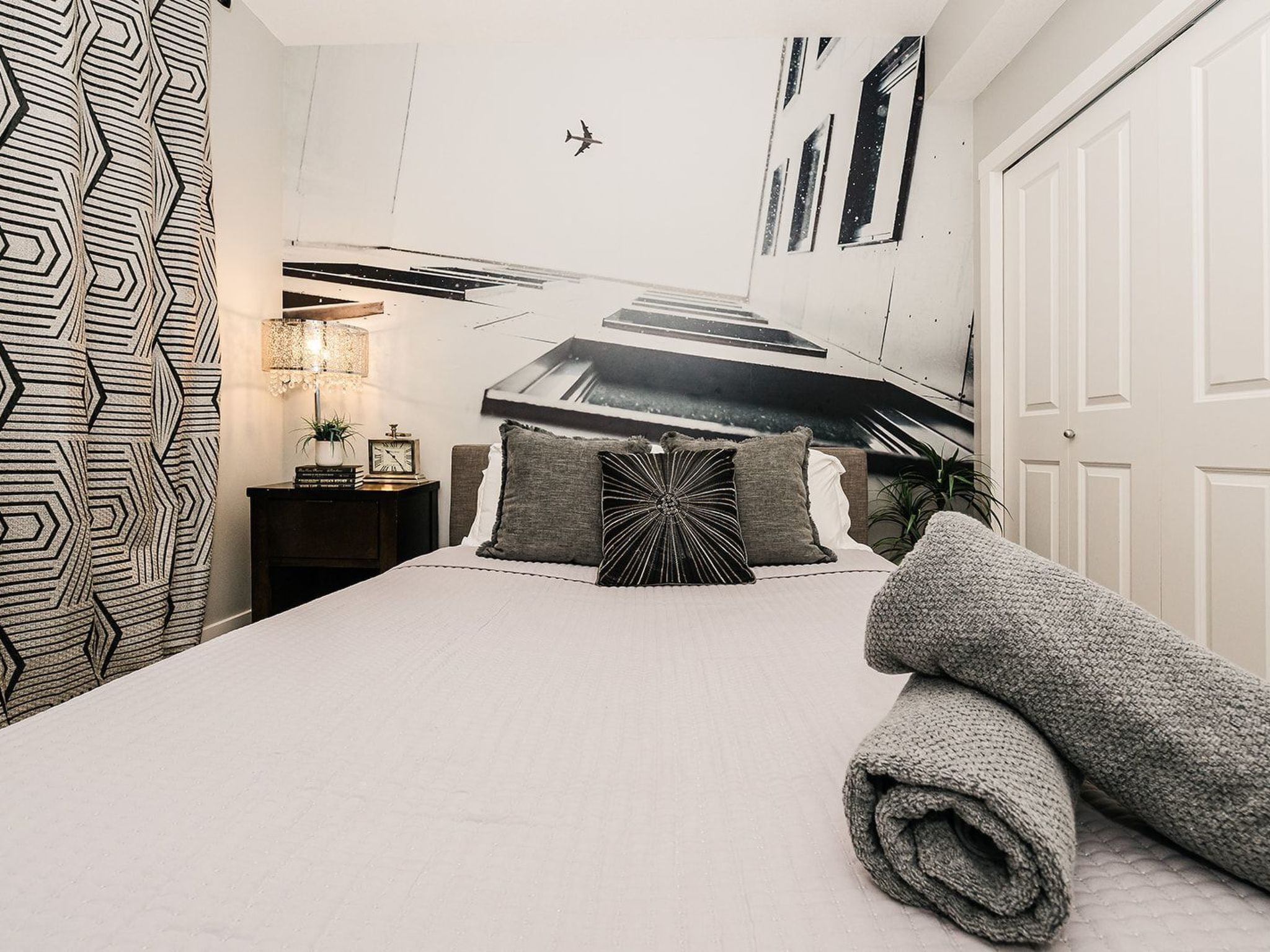 2 bedrooms, internet