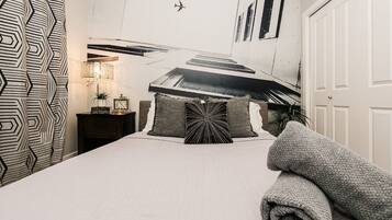 2 bedrooms, internet