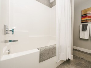 Towels - Moderne Suite in der Nähe des Flughafenkrankenhauses Henday Town Ctr by Interhome (Edmonton,AB)