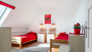 2 sovrum, strykjÀrn/strykbrÀda, wi-fi och sÀngklÀder